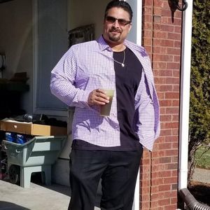 Meet your Posher, Gonzalo